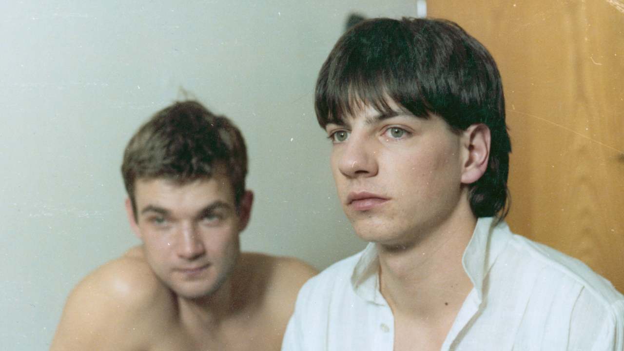 Coming Out (1989)
